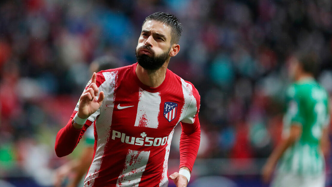 Le Barça pense également à Yannick Carrasco