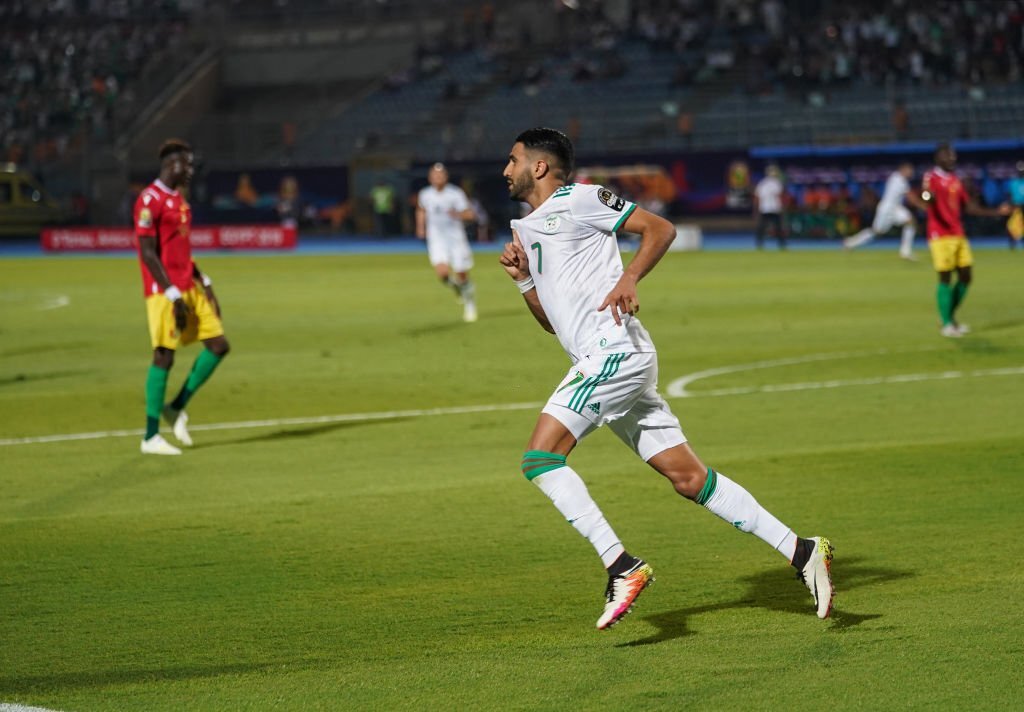 «Un français, un ivoirien et un… », Mahrez dévoile ses 3 idoles et oublie les légendes Algériennes