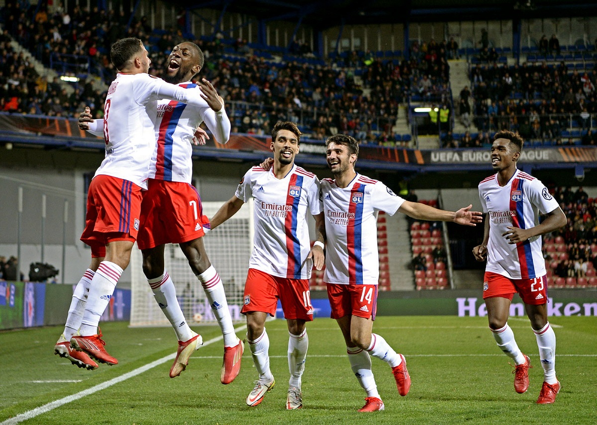 Ligue 1 : L’OL colle une fessé à Bordeaux et remonte au classement