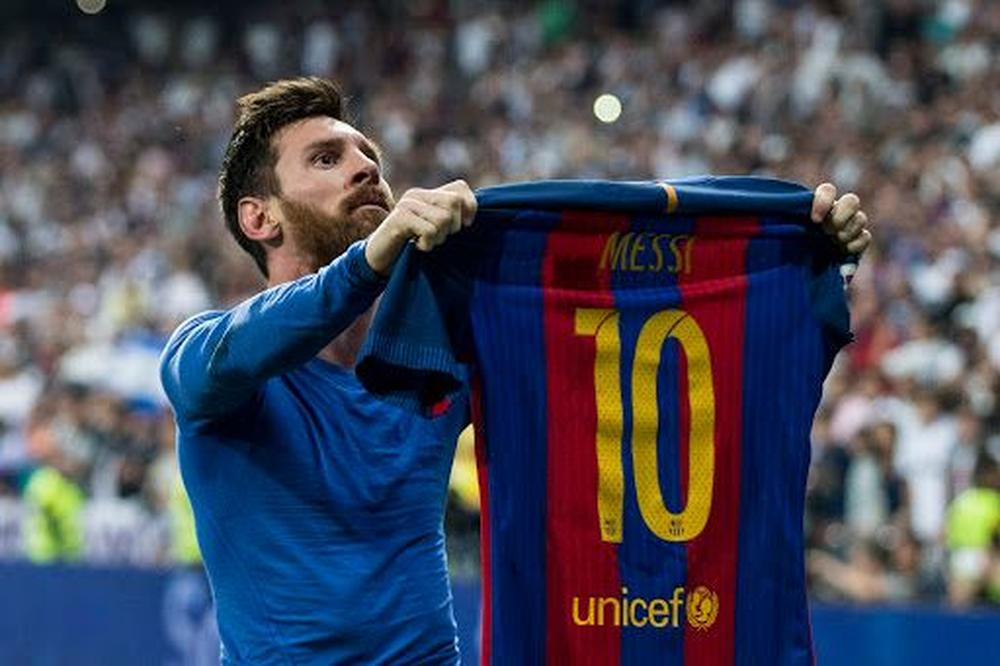 Un supporter dépense une somme colossale pour acheter le maillot du 500e but de Messi