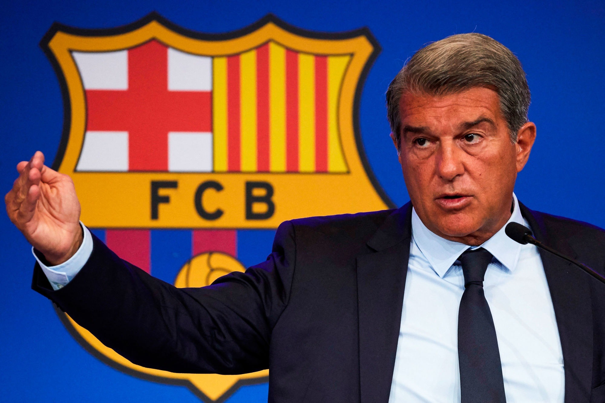 Après le gros mercato estival du Barça, Joan Laporta avertit l’Europe