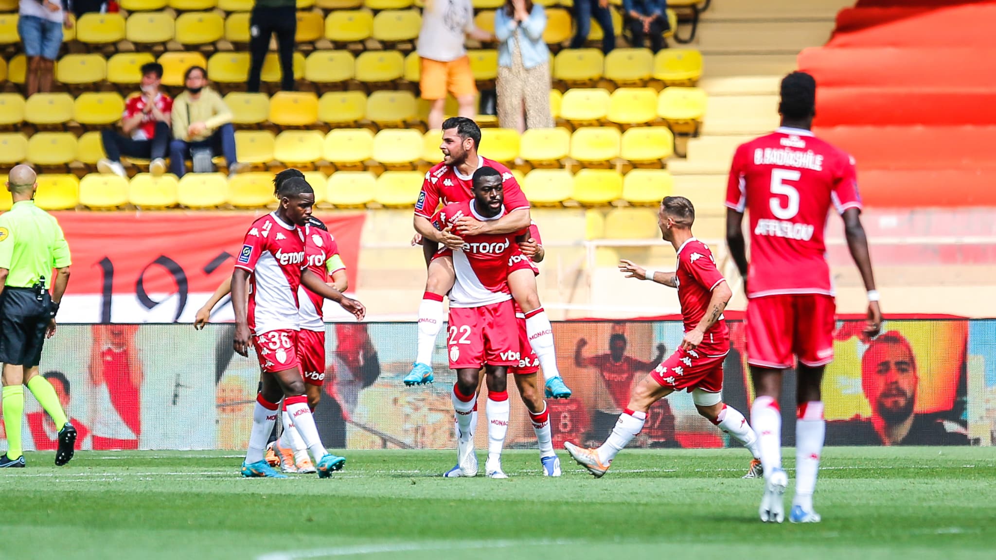 Ligue 1 : Monaco renverse Brest et se rapproche de la Ligue des champions