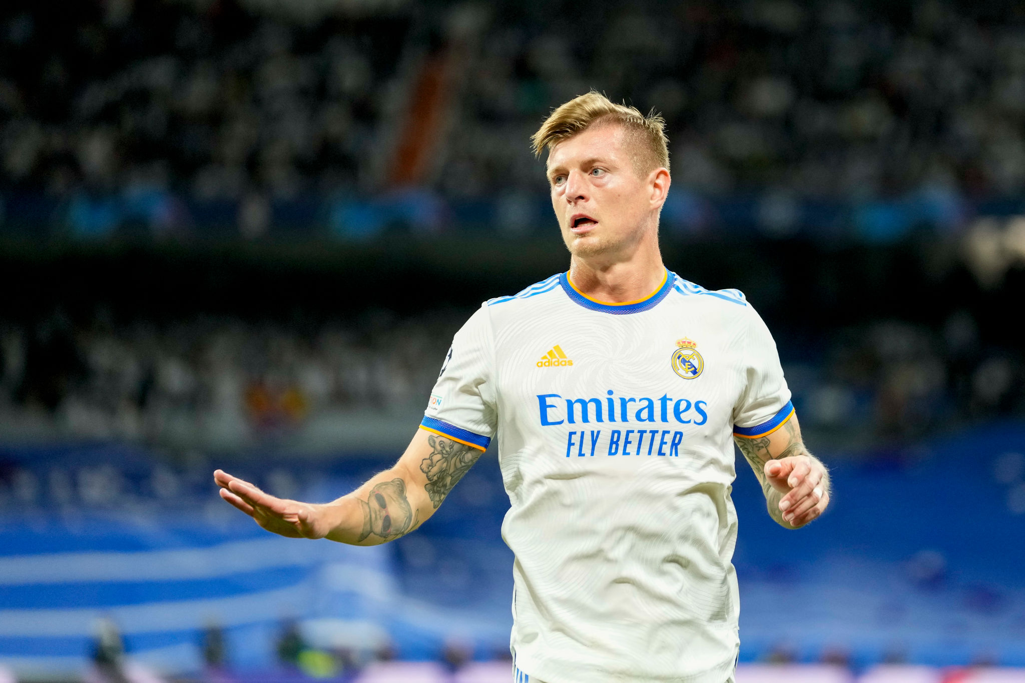 Toni Kroos : «Je n’aime pas être un leader sur le terrain, je vous explique»