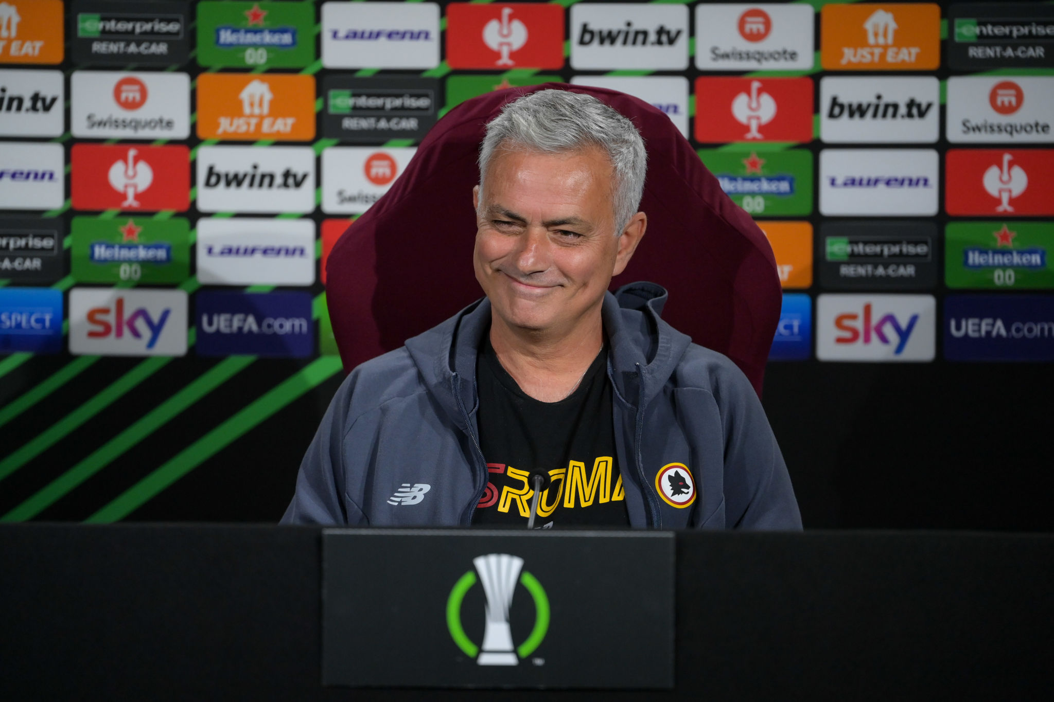 Mourinho : « En finale, nous pouvons entrer dans l’histoire et c’est ce que nous ferons »