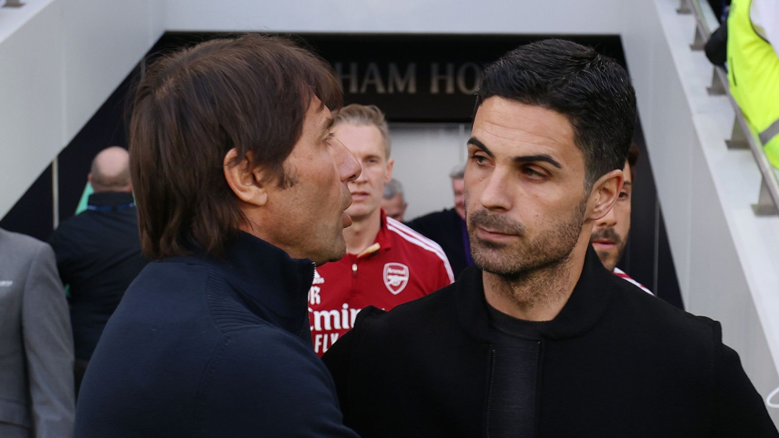 Tottenham: Antonio Conte tacle Mikel Arteta et lui donne des conseils