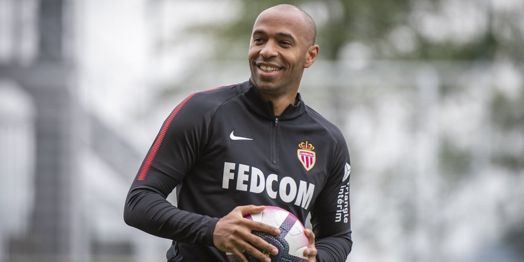 Thierry Henry remercié par une pépite de Monaco : « Il n’a pas hésité à me lancer à 17 ans »