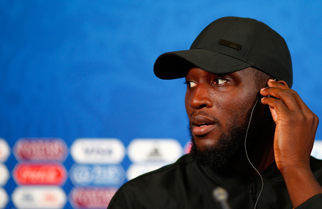 PHOTO: Depuis son balcon, Lukaku reçoit un accueil de star après sa visite médicale