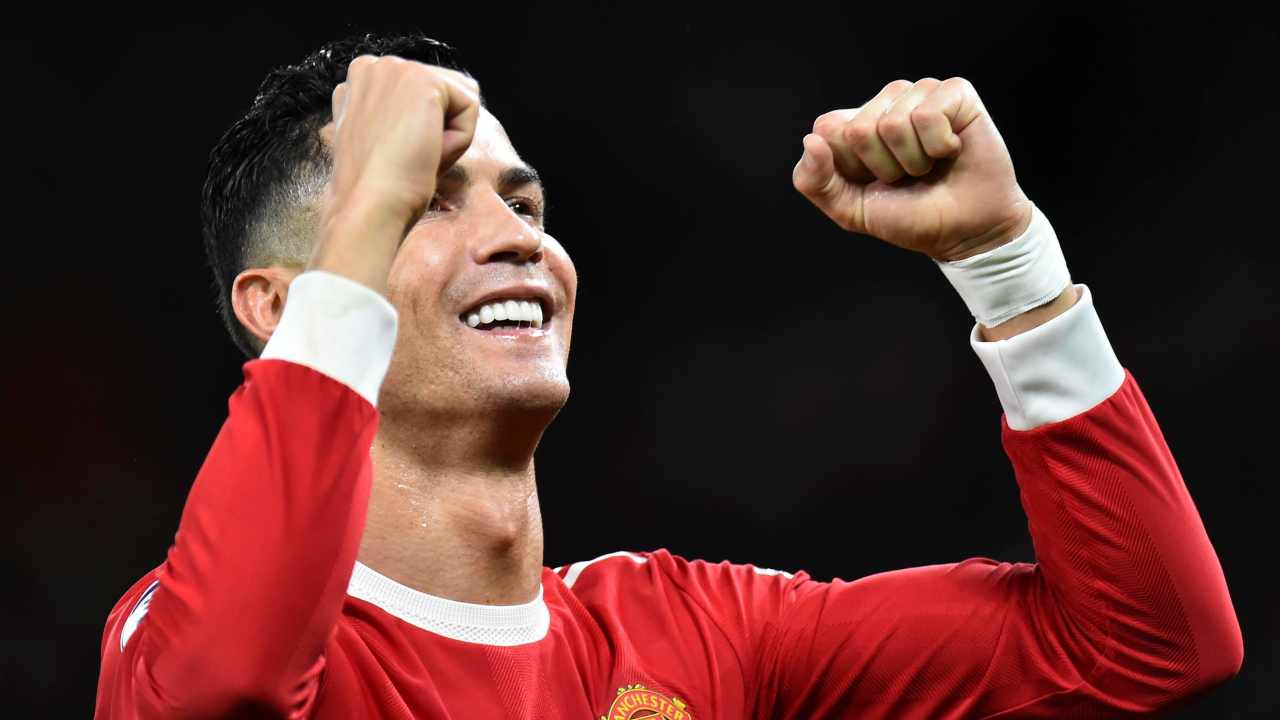 Man Utd: Un proche de Ronaldo fait une grosse révélation sur son avenir (VIDEO)