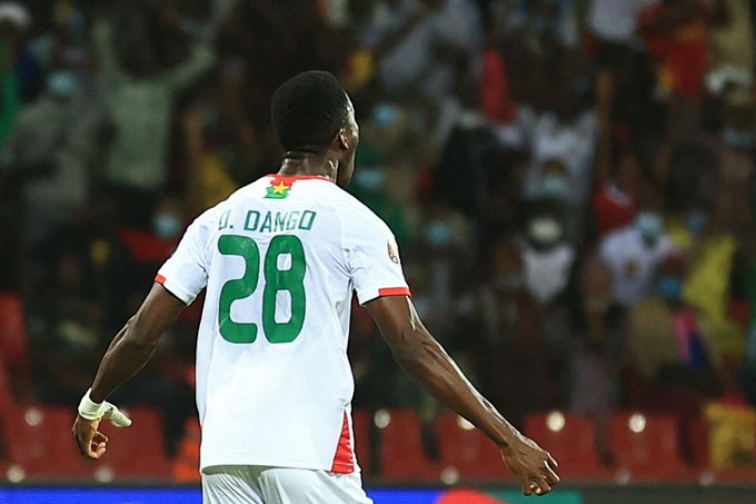 Dango Ouattara marque le but du break pour le Burkina face au Cap-Vert