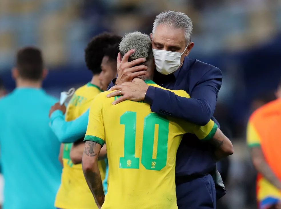 Le Brésil cartonne la Corée du Sud, Neymar se rapproche de Pelé