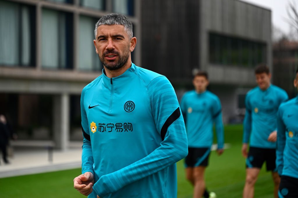 OFFICIEL : Alexander Kolarov annonce sa retraite et dévoile son projet de reconversion !