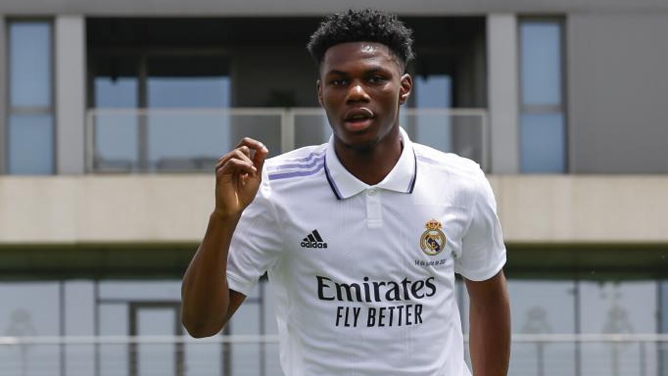 Real Madrid : Le but d’anthologie de Tchouameni à l’entraînement (vidéo)