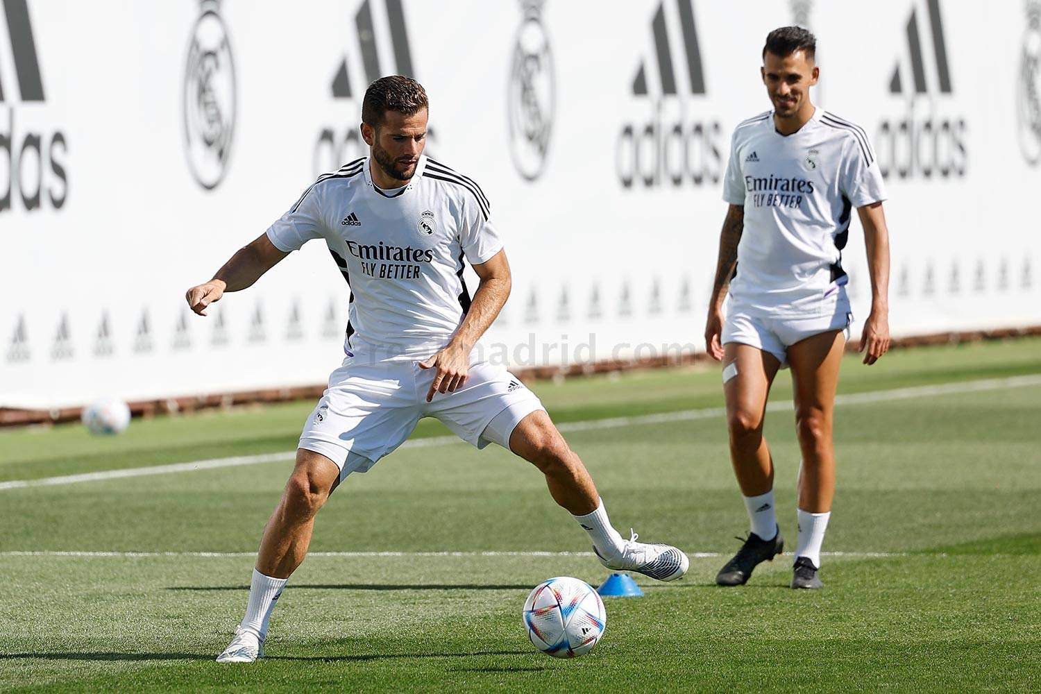 Real Madrid : Nacho Fernandez lance déjà les hostilités
