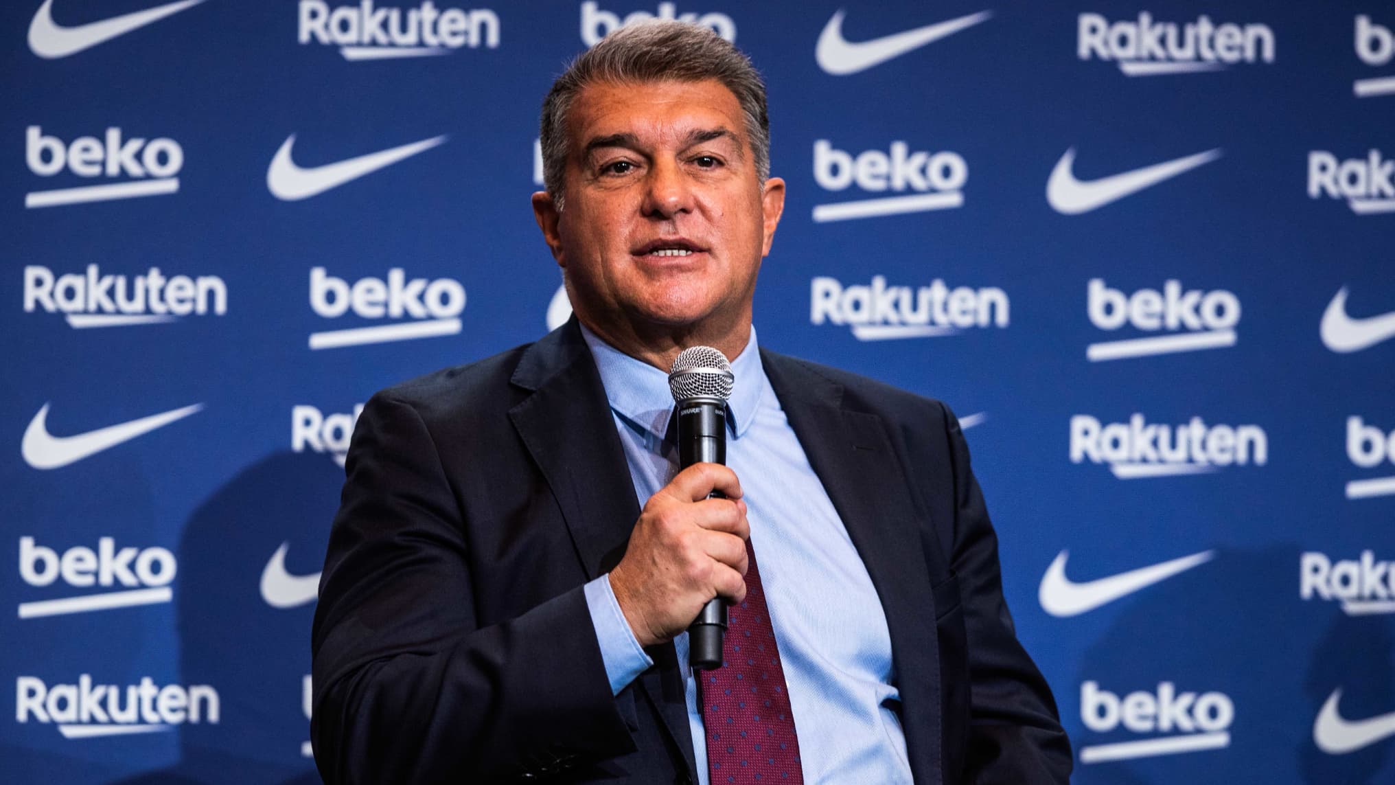 Joan Laporta : «Si nous n’agissons pas de cette façon, le Barça disparaîtra»