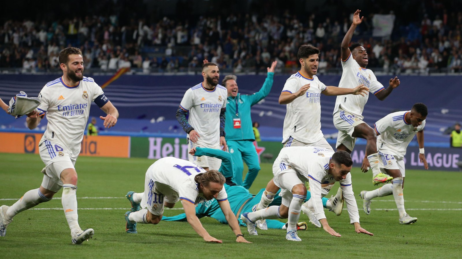 Real Madrid celebrate beating Manchester City