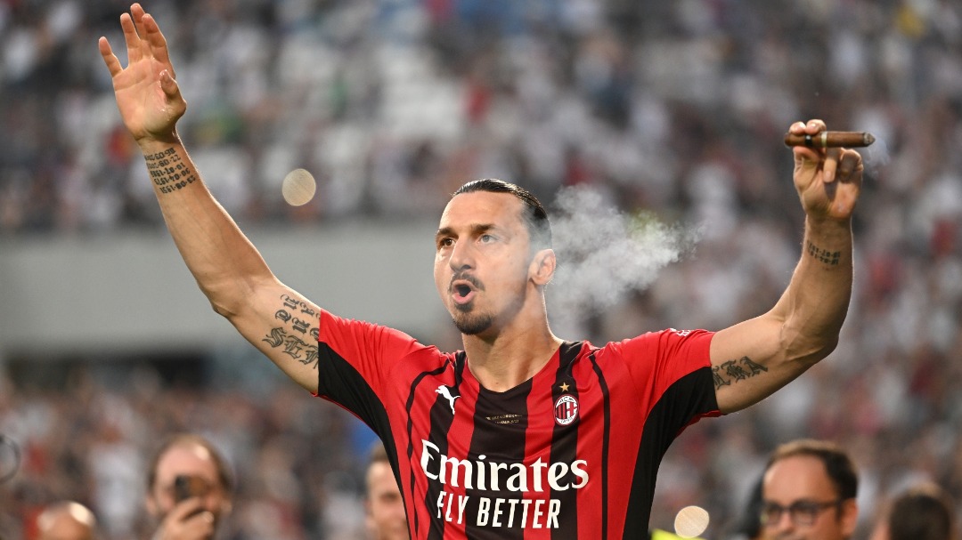 OFFICIEL : Zlatan Ibrahimović signe son nouveau contrat avec le Milan AC
