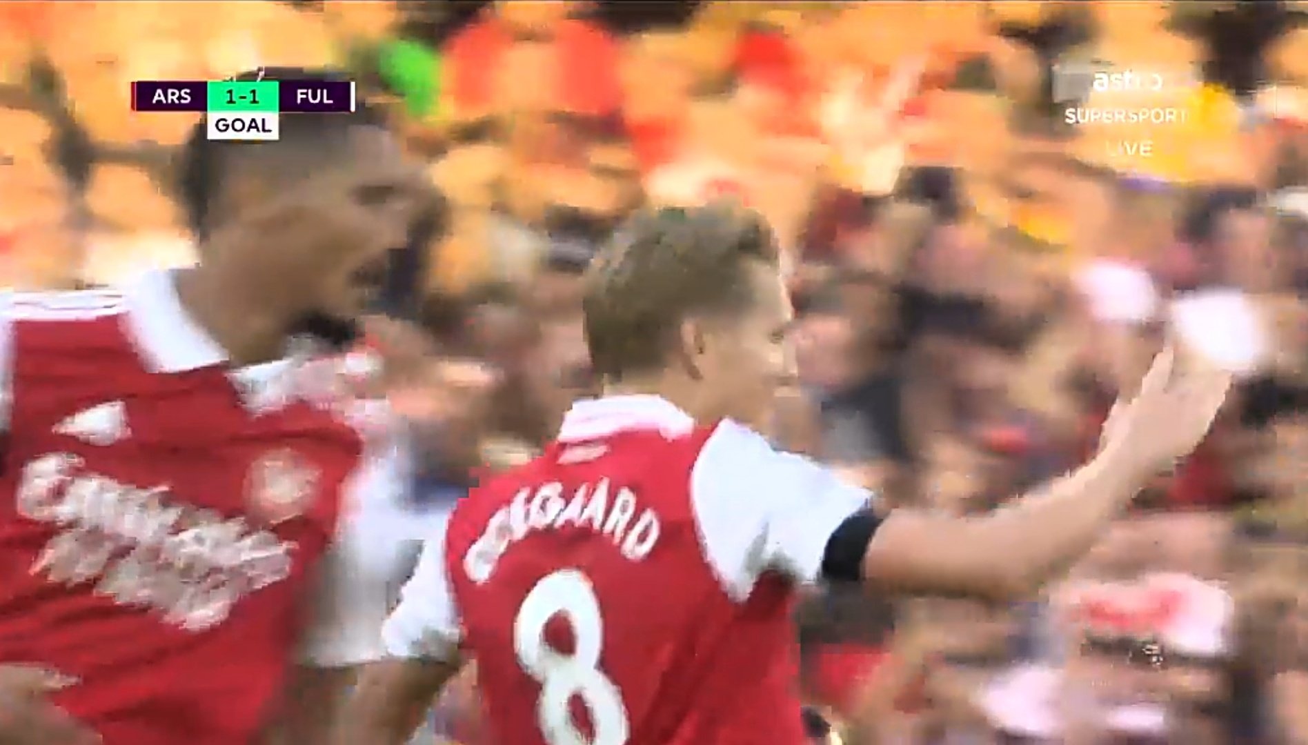 Belle combinaison, Ødegaard remet le compteur à égal pour Arsenal (VIDÉO)