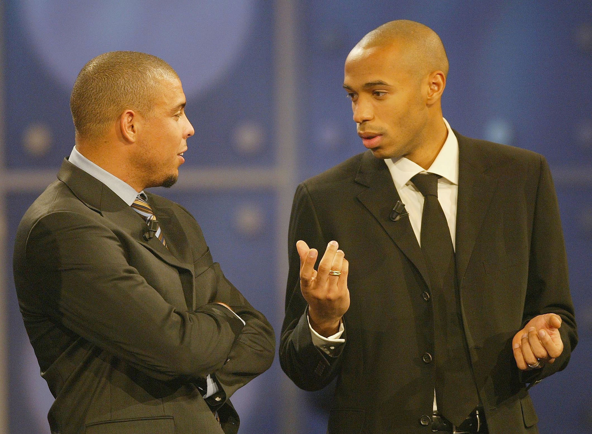 Ronaldo insinue, «la légende africaine qui faisait peur à Thierry Henry a triché sur son âge»