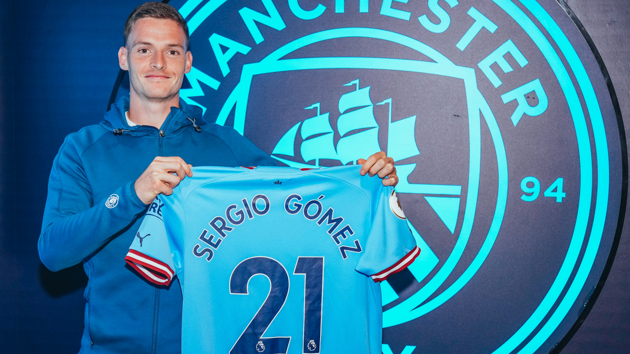 Gomez révèle qui l’a convaincu de rejoindre Manchester City
