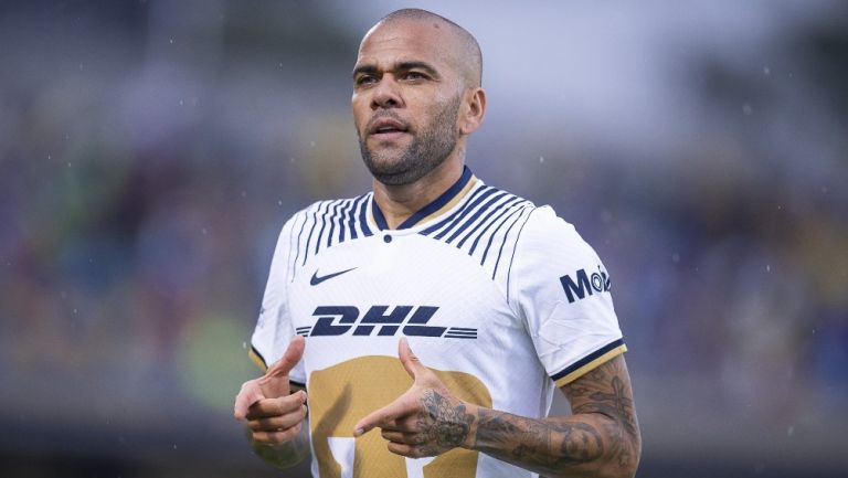 « Il ne te laisse pas respirer une seconde », Dani Alves dévoile le joueur le plus coriace qu’il a affronté