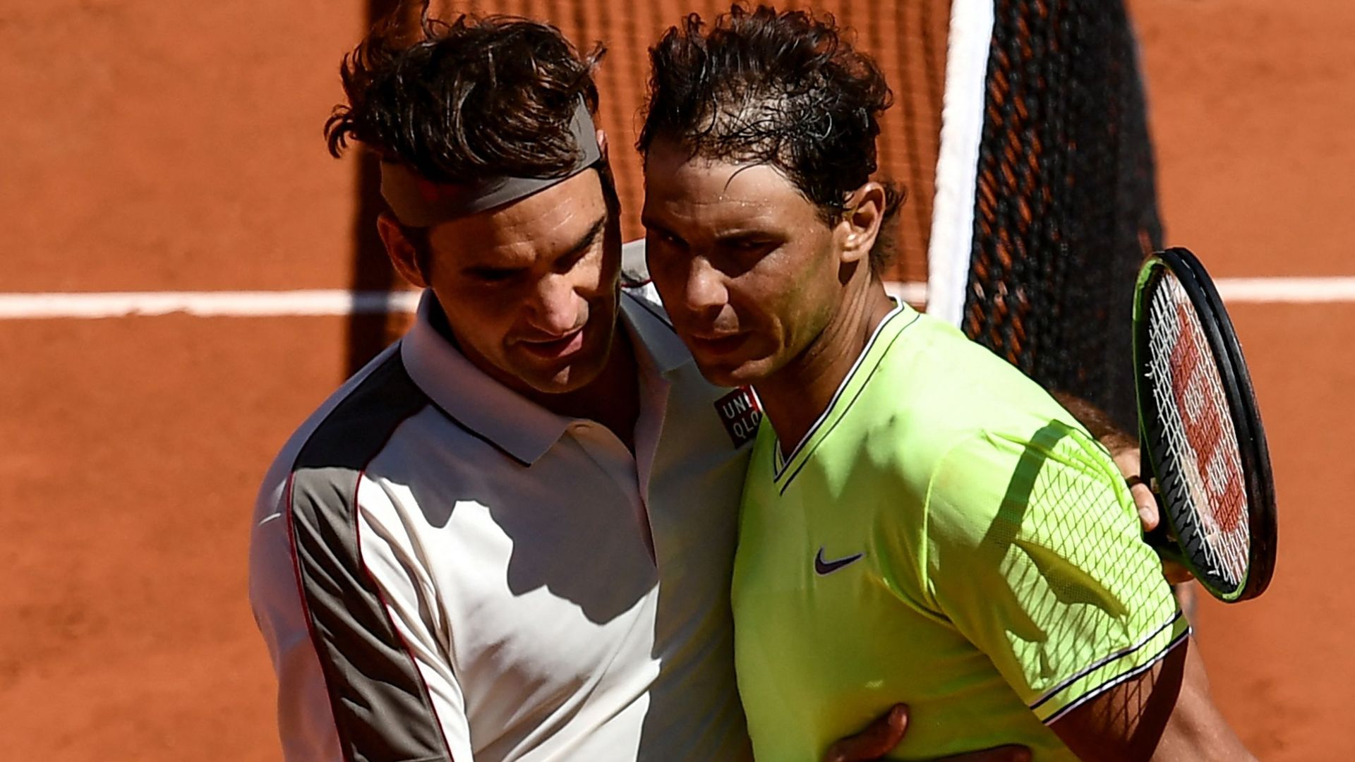 Roger Federer explique pourquoi il a pris sa retraite et fait une demande osée à Nadal