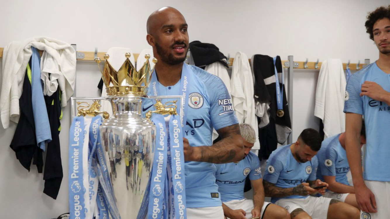 Officiel : Un ex-taulier de Manchester City annonce sa retraite !