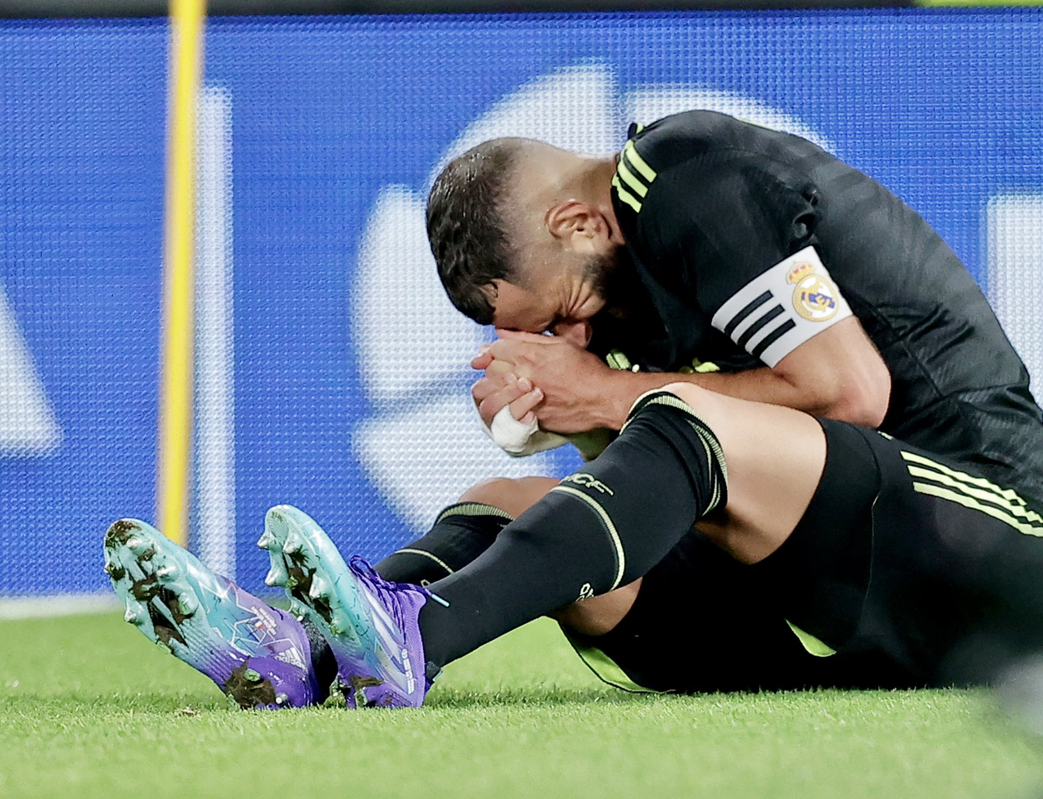 Real Madrid : La durée d’indisponibilité de Benzema plus longue que prévue ?