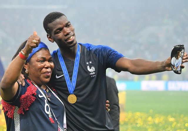 Il manque mon papa l hommage tres emouvant de Paul Pogba a son pere disparu