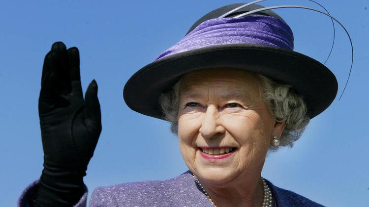 Angleterre: Décès de la Reine Elisabeth II, une grande décision tombe en Premier Leage