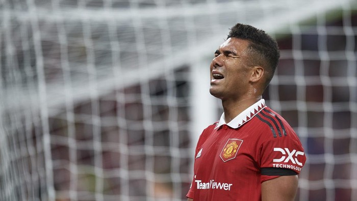 Man Utd: Les fans jugent les débuts de Casemiro et révèlent sa position dans la hiérarchie à United