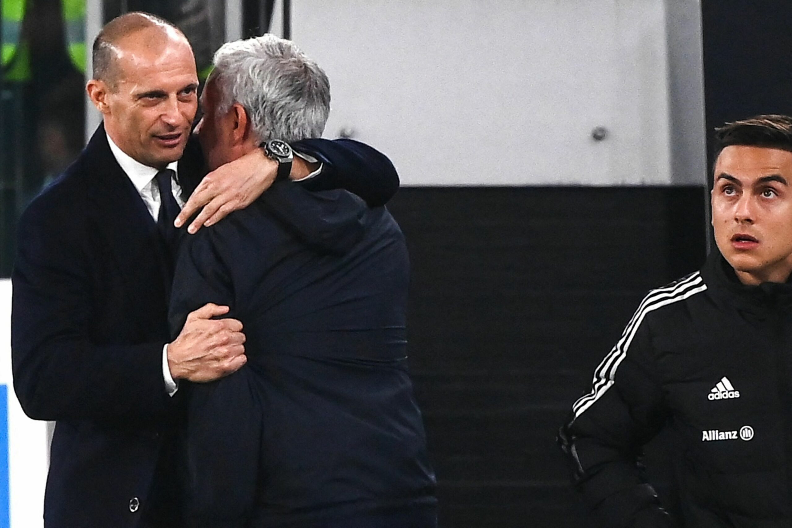 As Roma: Paulo Dybala compare Mourinho et Allegri :« ils ont des similitudes sur certaines choses mais… »