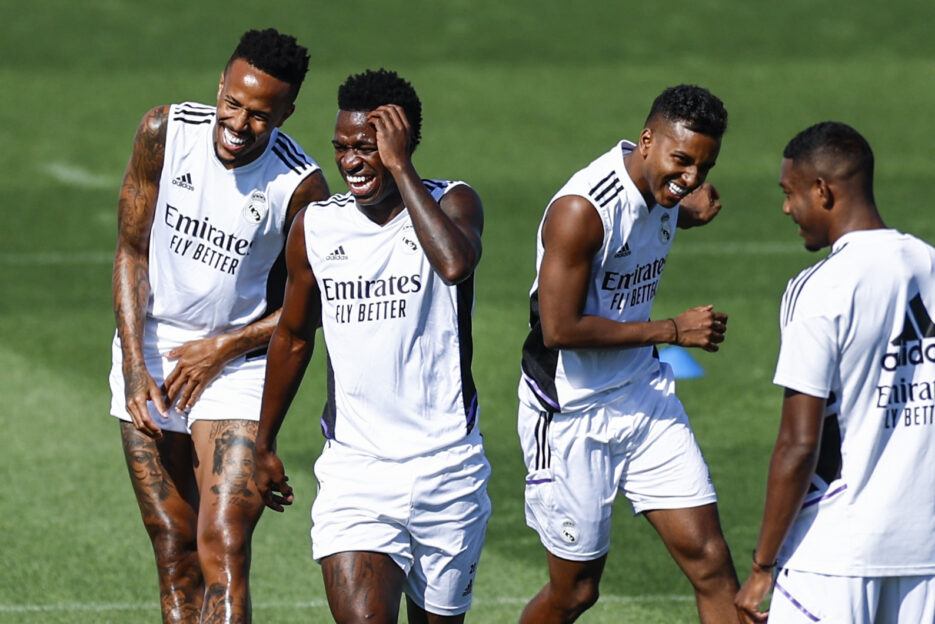 Real Madrid vs Man City : Carlo Ancelotti annonce une très bonne nouvelle avant le retour !