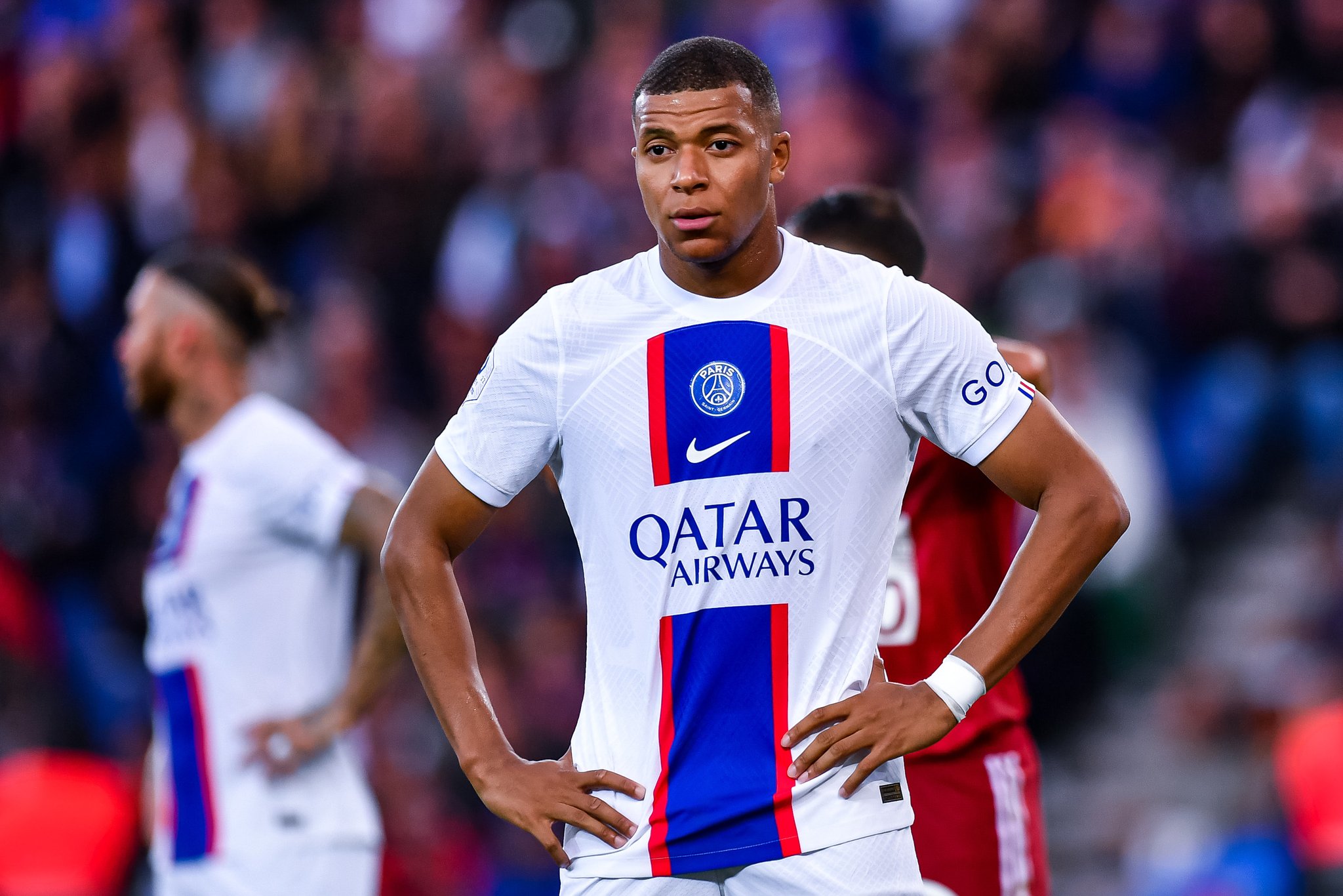 « Il a raté le train », les fans du Real Madrid réagissent à la saga autour de Mbappé