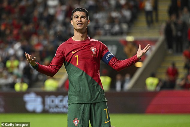 63432561 11312473 Cristiano Ronaldo has vowed to continue playing for Portugal unt a 23 1666539423394