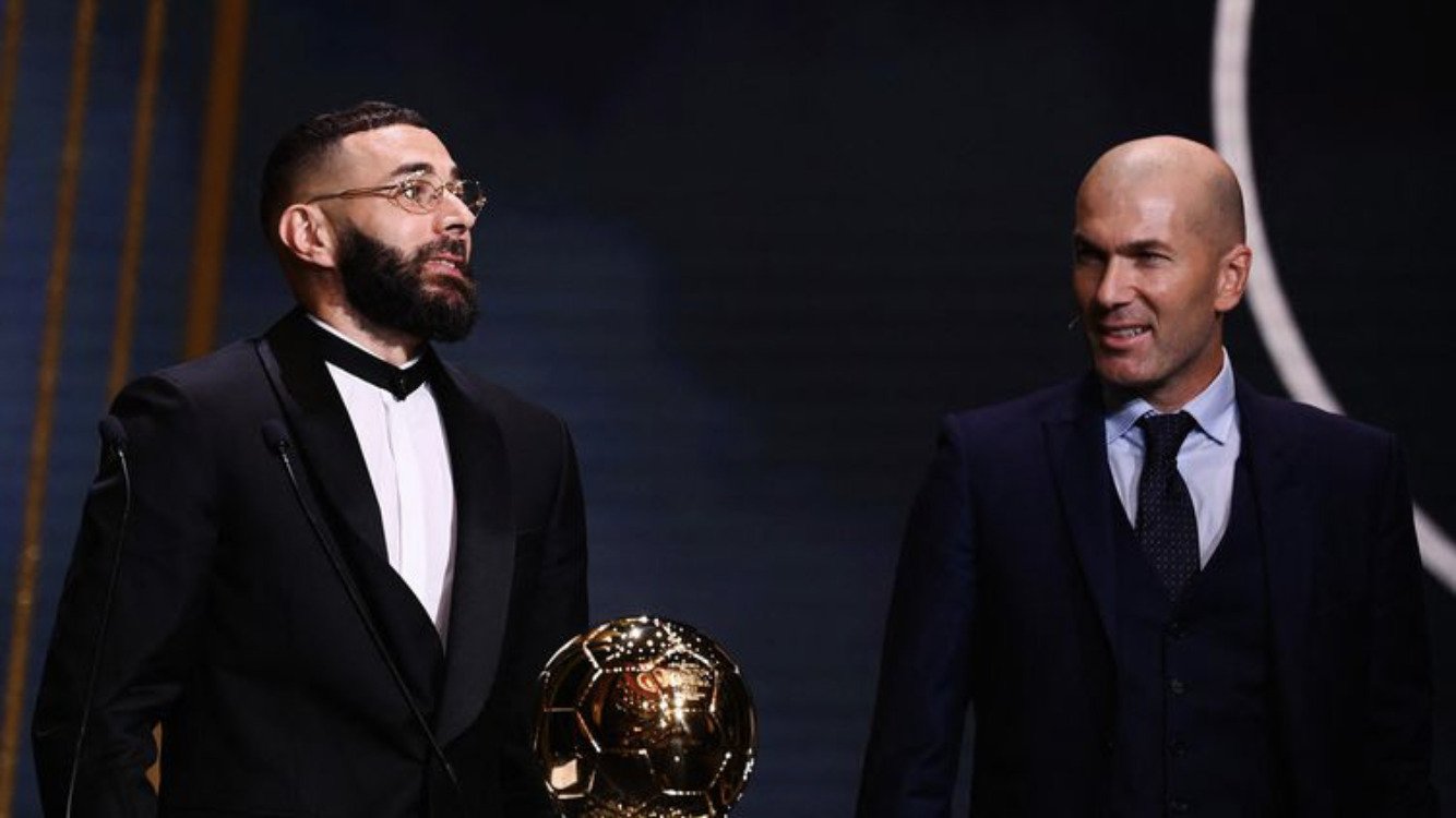 Le Réal Madrid et Adidas rendent hommage à Karim Benzema après son sacre au Ballon d’Or !