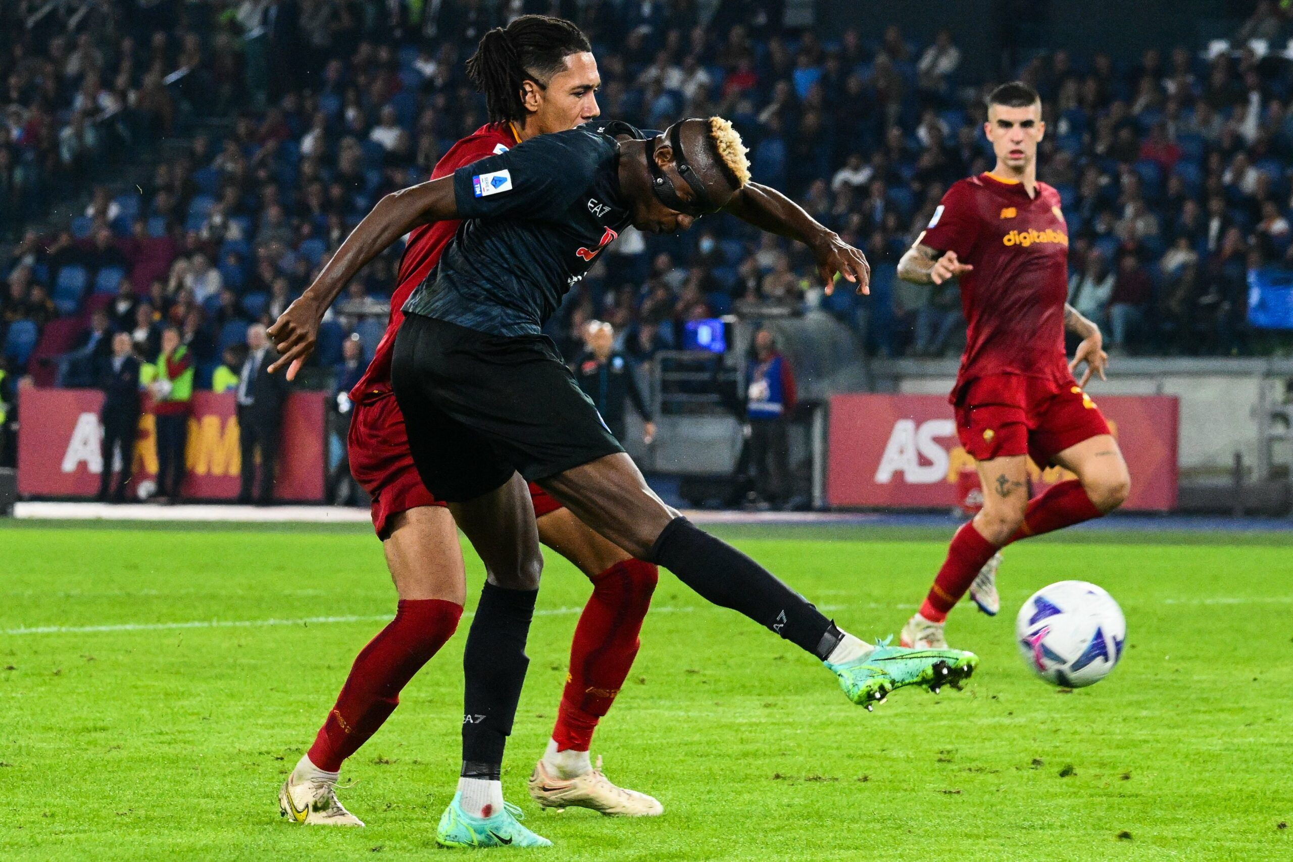 Série A : La Napoli s’offre l’AS Roma grâce à un bijou de Victor Osimhen