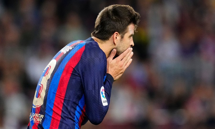 OFFICIEL : Gerard Piqué annonce son départ du Barça et la fin de sa carrière