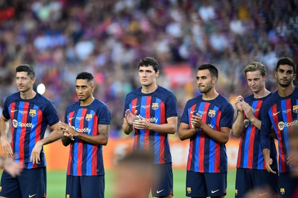« Il doit être titulaire pour le Clasico et pour tous les matchs », les fans du Barça font une demande musclée à Xavi
