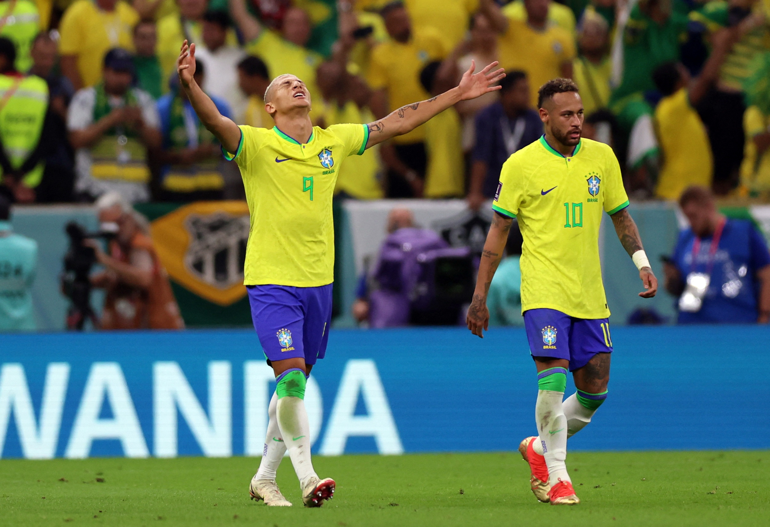 Grâce à un excellent Richarlison, le Brésil domine la Serbie dans un match à sens unique