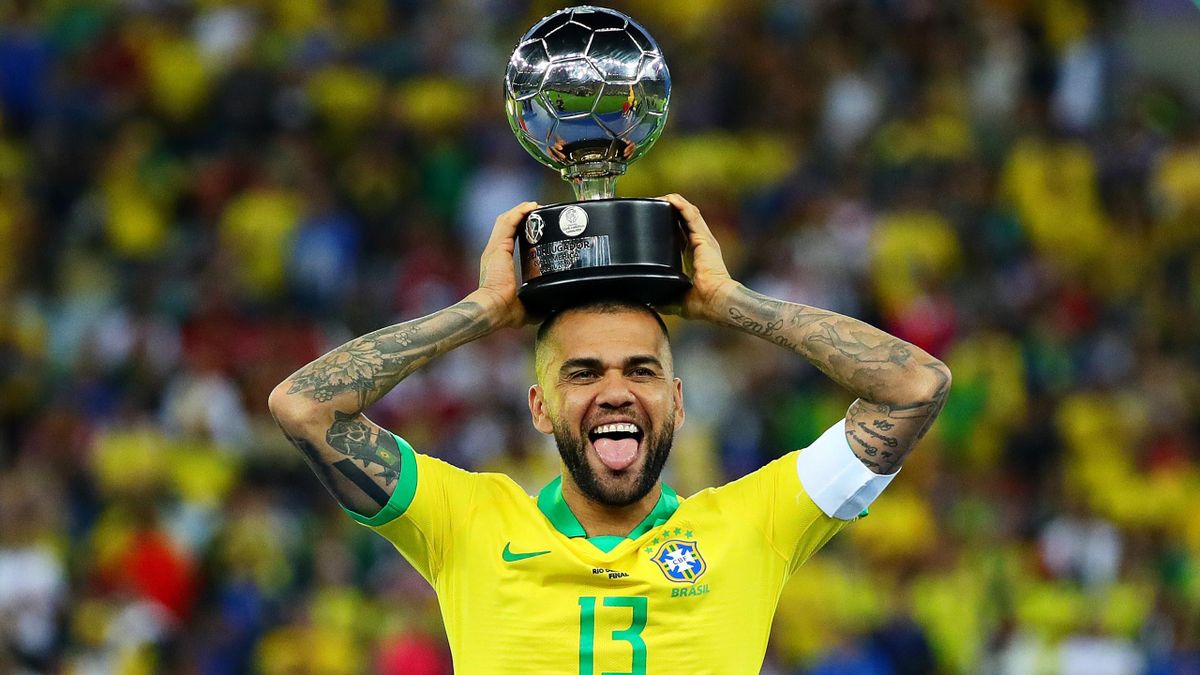 Mondial 2022 : Un record monumental tend les bras à Dani Alves