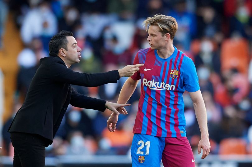 Barcelona manager Xavi responds to Manchester United interest in Frenkie de Jong