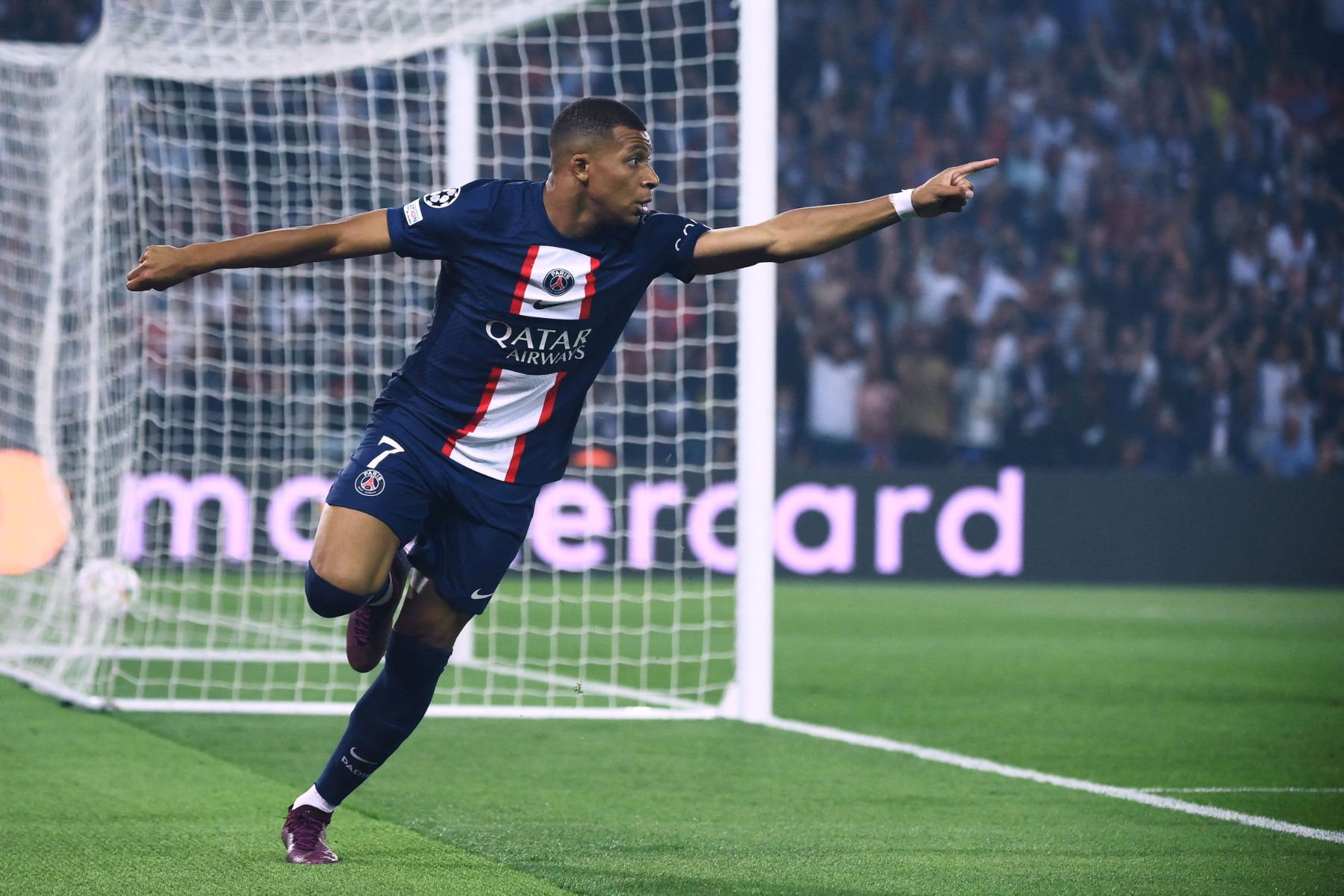 L’enchainement de grande classe de Mbappé pour l’ouverture du score (VIDEO)