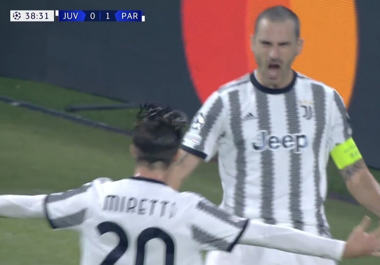 Leonardo Bonucci égalise pour la Juve contre le PSG (VIDEO)