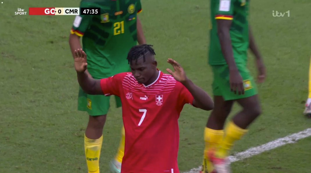 « On n’a plus vu une telle trahison depuis… », les supporters camerounais taclent sévèrement  Breel Embolo