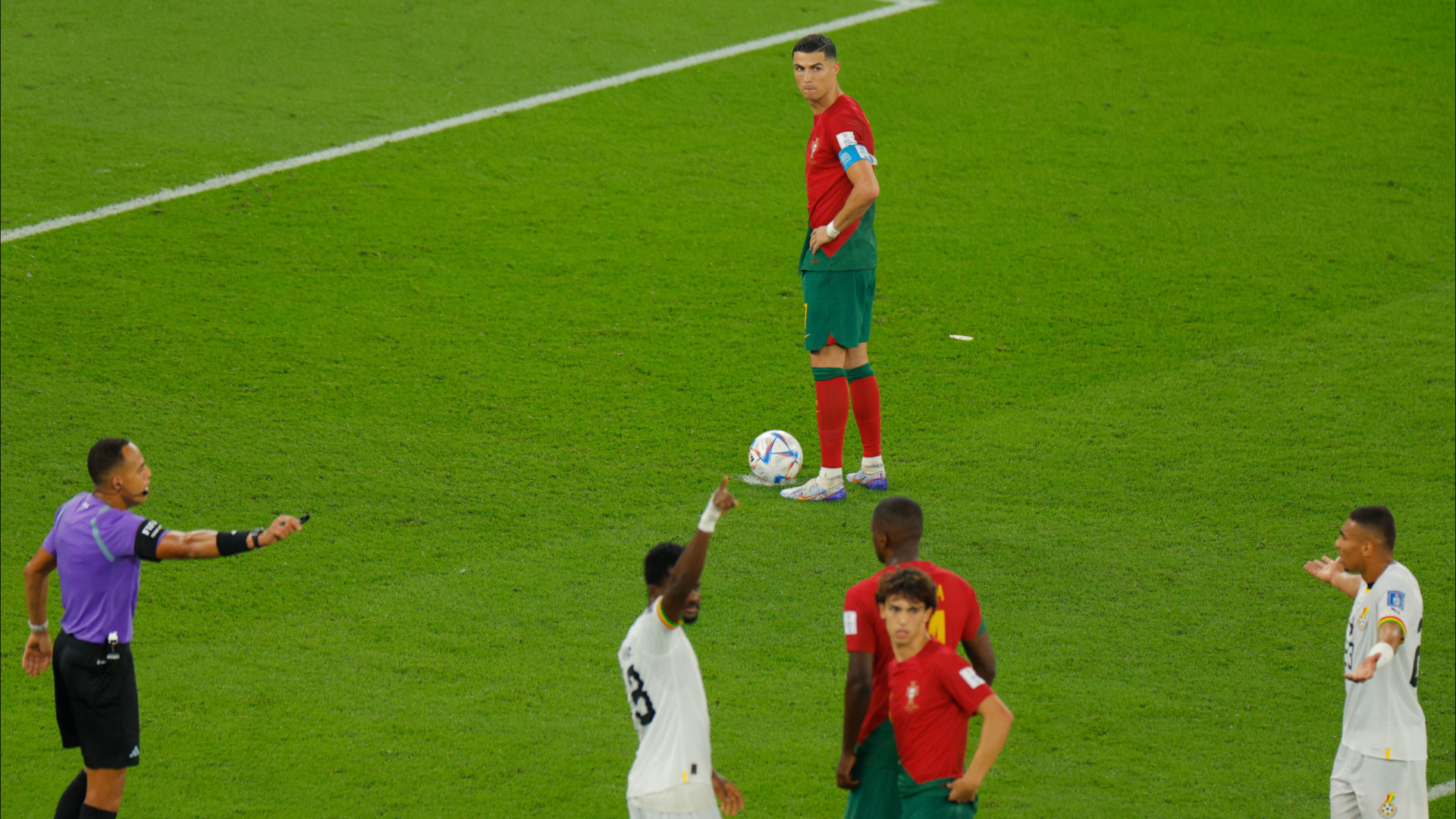 La FIFA explique le pénalty polémique de Ronaldo contre le Ghana : «C’est dû à ça»