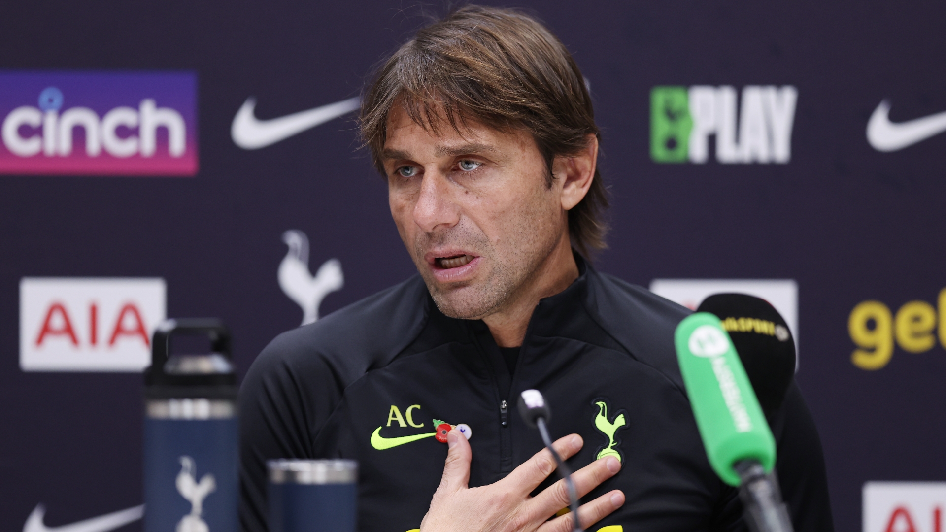 Antonio Conte sur la sellette, un grand coach annoncé sur le banc de Tottenham