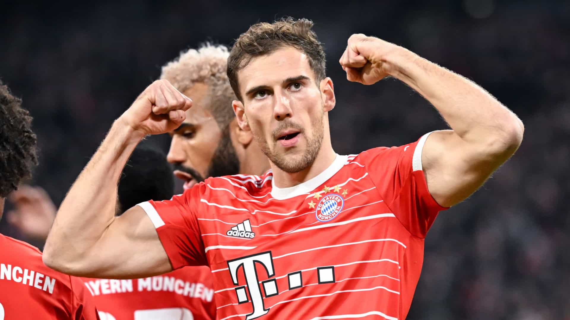 Un Bayern impitoyable écrase Brême et consolide sa première place
