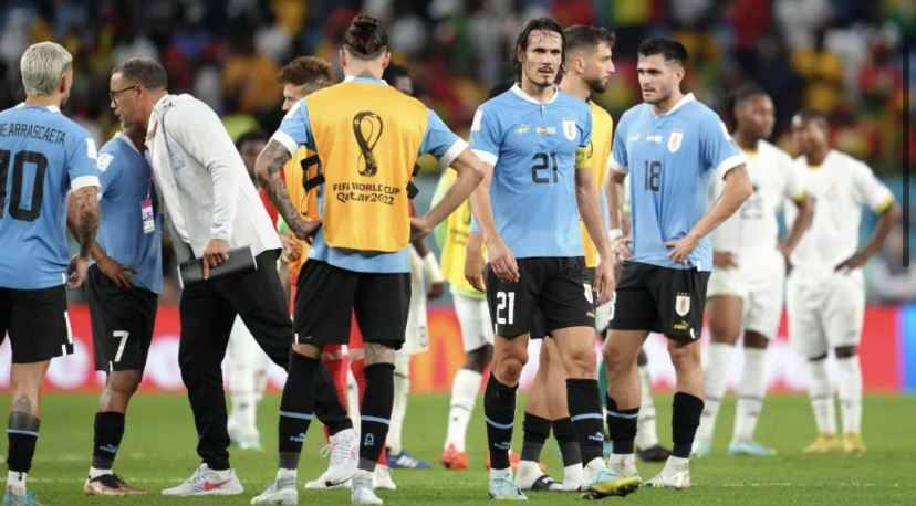 Coupe du monde: l’arbitre sous le feu des critiques pour ne pas avoir accordé de penalty à l’Uruguay contre le Ghana