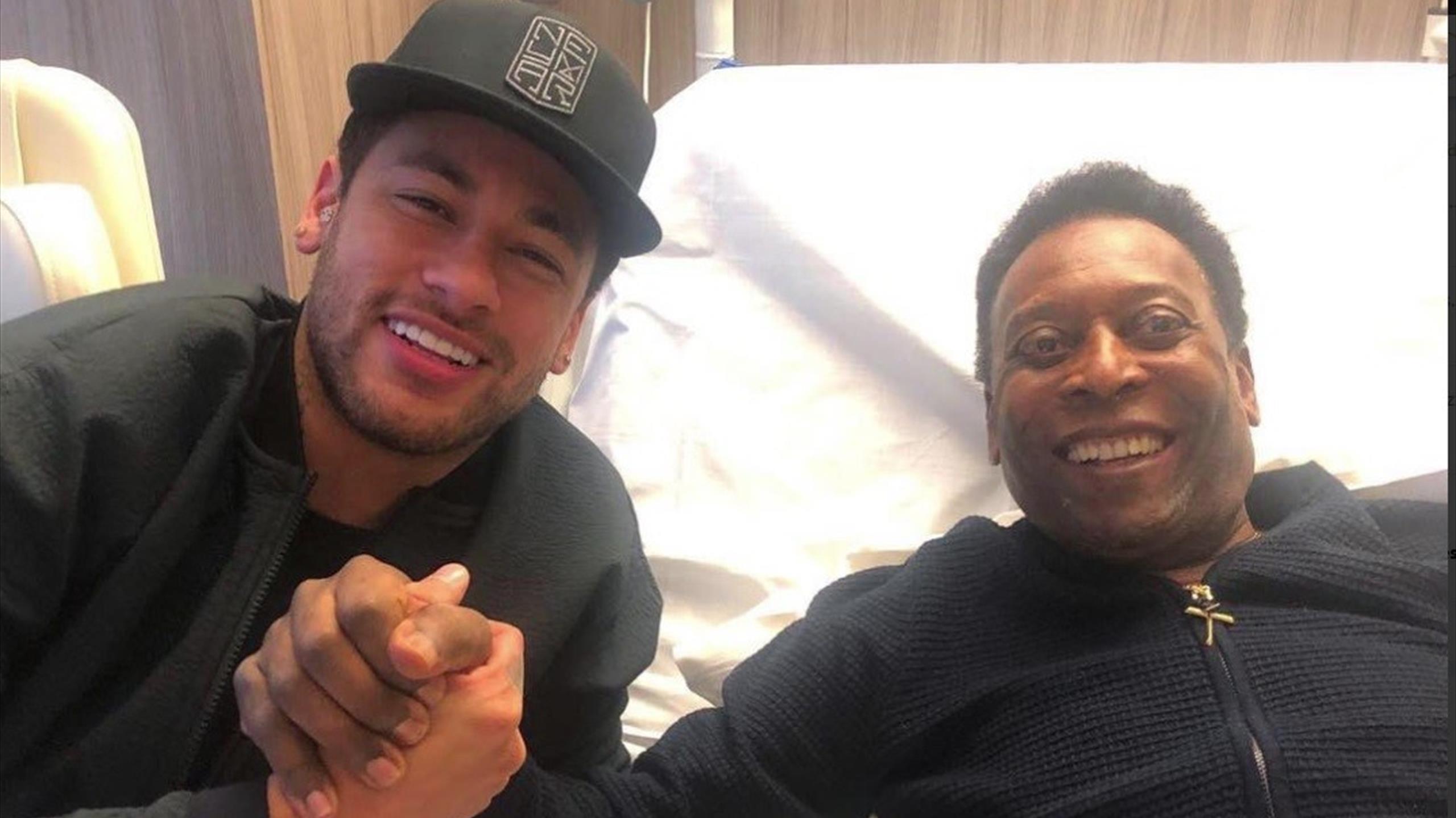 « Je t’ai vu grandir, je t’ai soutenu tous les jours et maintenant… », le vibrant hommage de Pelé à Neymar