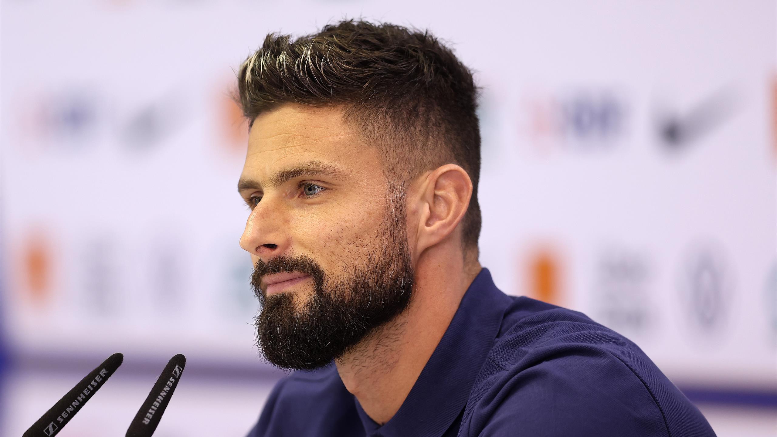 Mondial 2022 : Olivier Giroud répond à la polémique avec le joueur australien